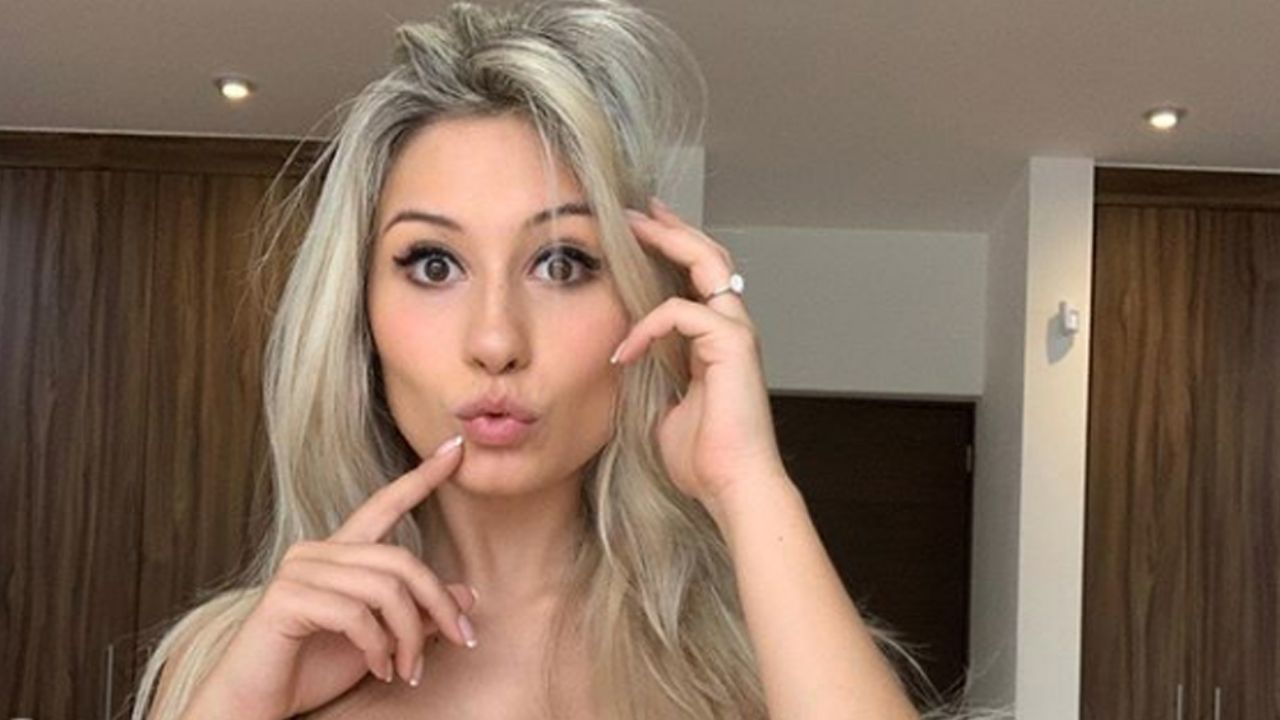 VIDEO: Sin pena alguna, Issa Vegas luce colosal trasero desde calles de Madrid