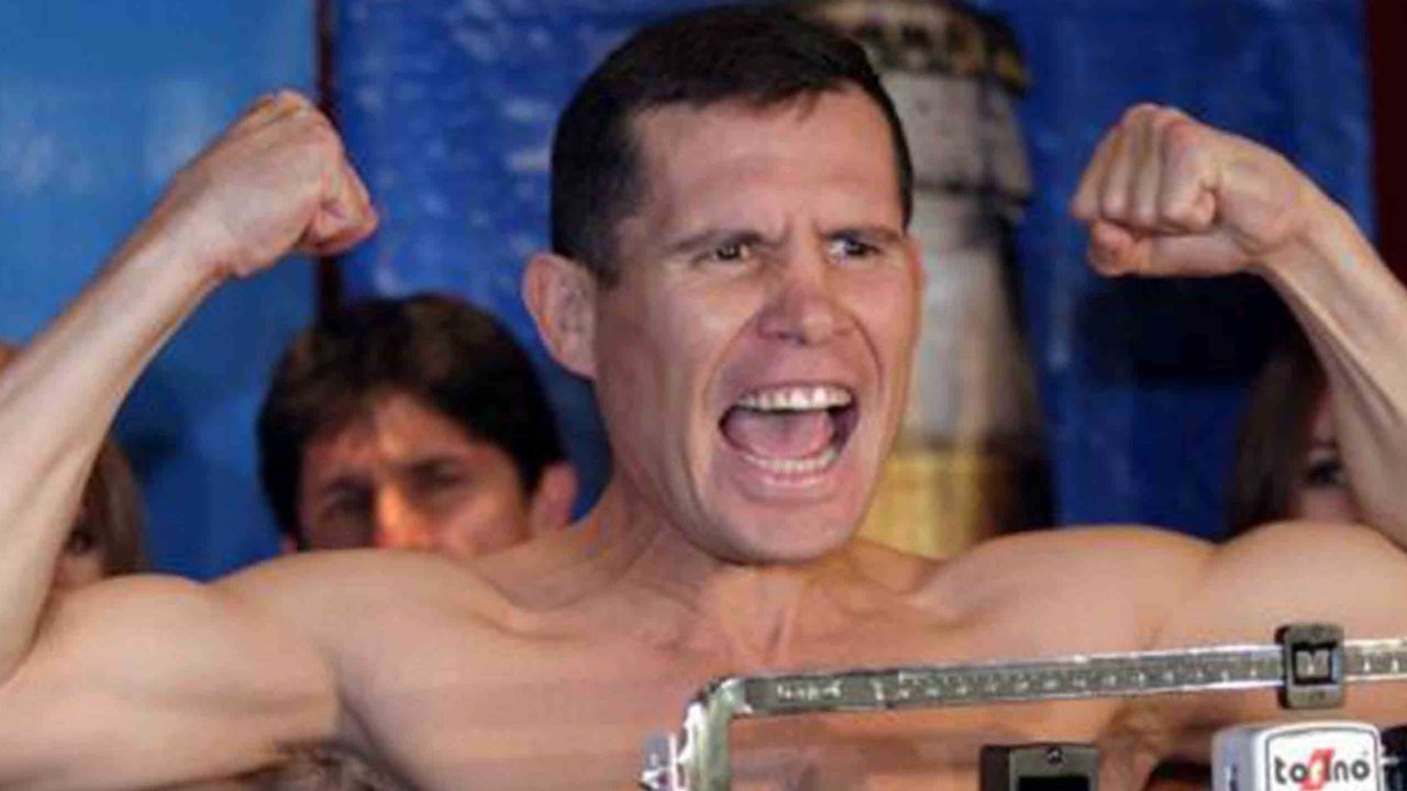 Julio César Chávez, espectacular: “Dientón, yo sí estoy entrenando ca…”