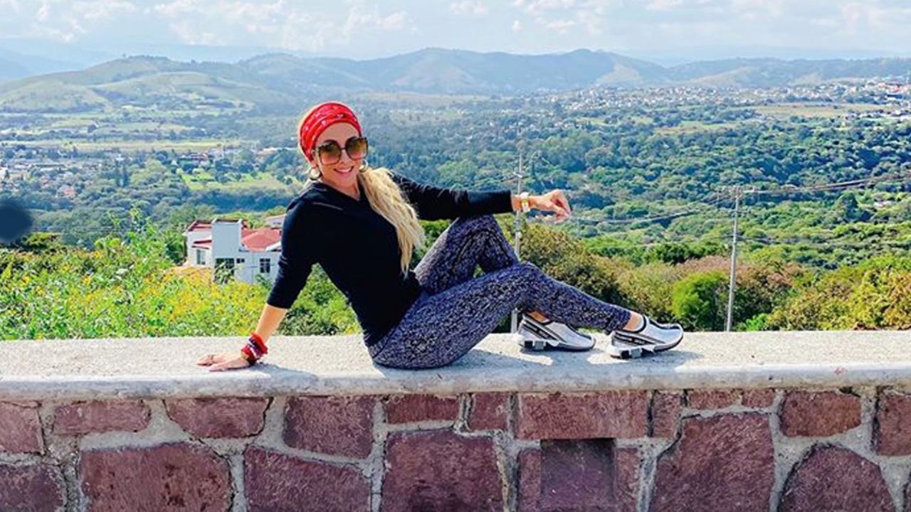 Cristy, esposa de ‘El Buki’, sorprende con asfixiantes leggings verdes