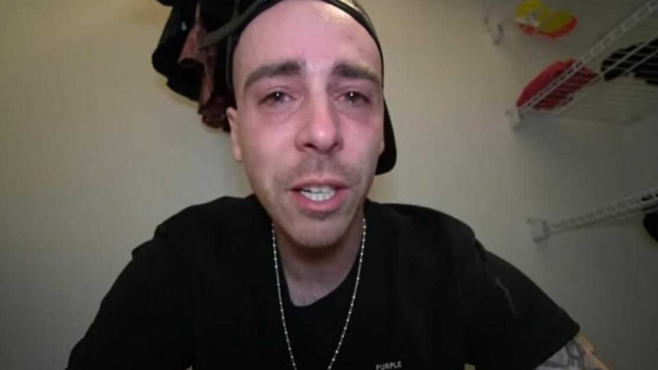 Famoso youtuber finge la muerte de su novia para ganar suscriptores