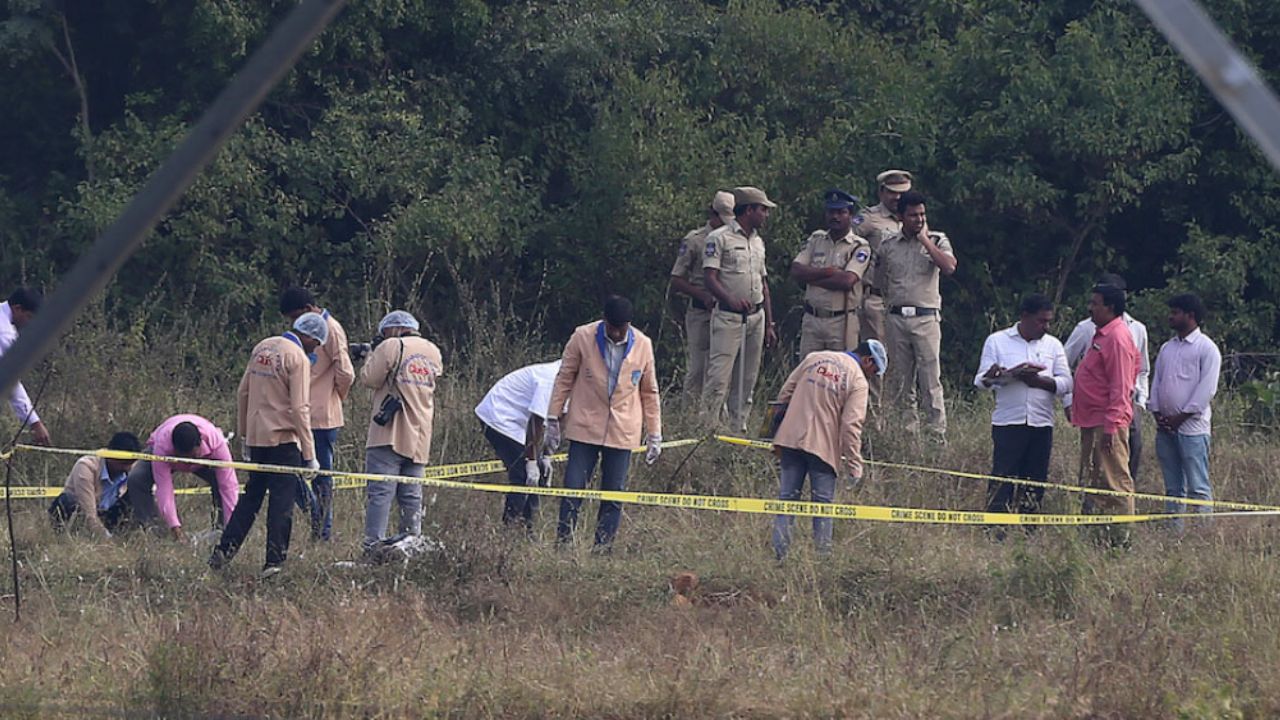 Con falsa invitación a fiesta, hombre toma de rehenes a niños en India