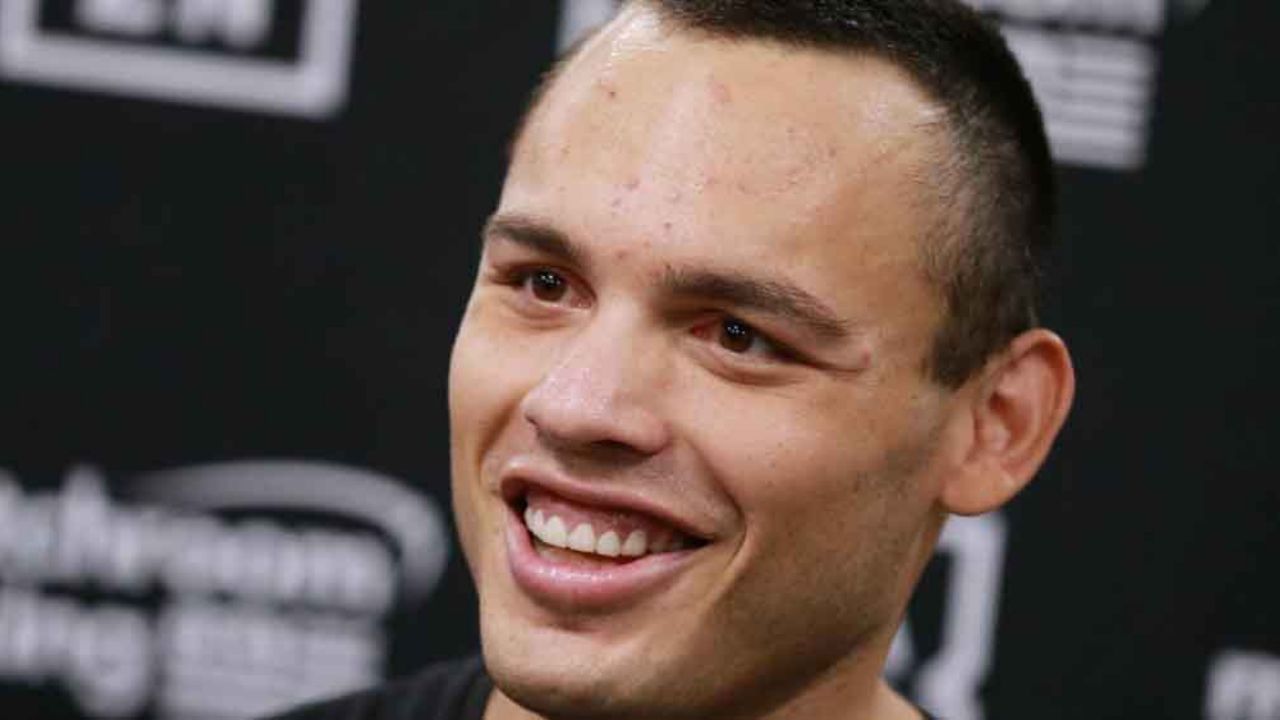 Chávez Jr. recibe memes auténticos por su propuesta de permitir billetes falsos