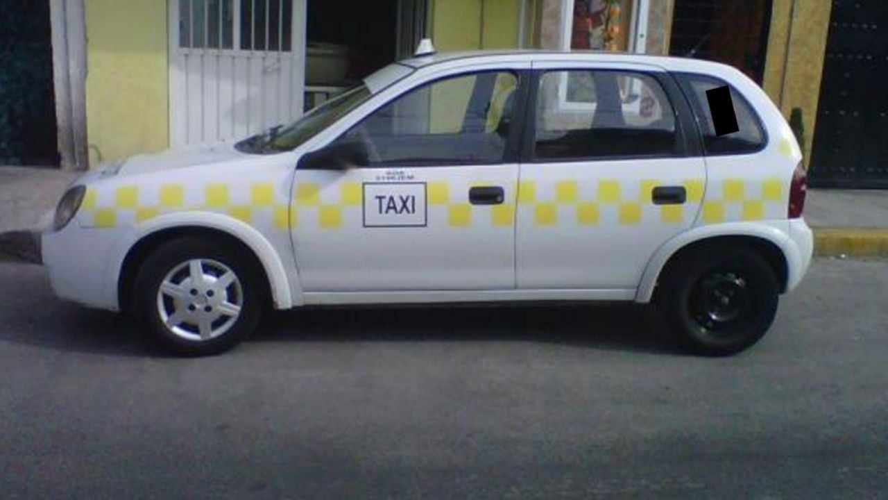 VIDEO: Taxista en el Estado de México es asaltado por grupo de jóvenes