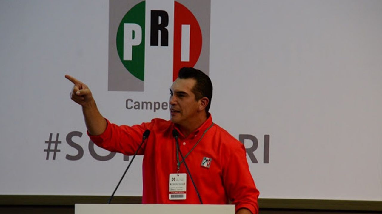 PRI se manifiesta en contra de recortes a programas de atención a mujeres