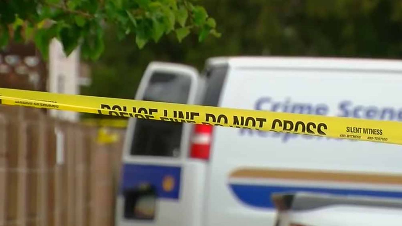 Papá asesina a esposa y a 2 hijos; no mató a la menor porque se parecía a él