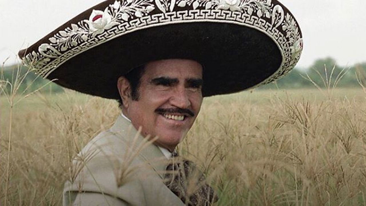 Vicente Fernández cumple 80 años y luce irreconocible en foto de Instagram