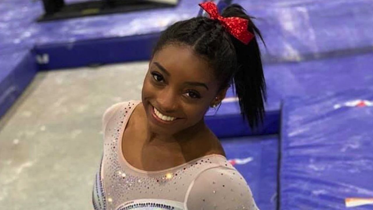 Gimnasta sorprende al intentar un salto nunca ejecutado por una mujer