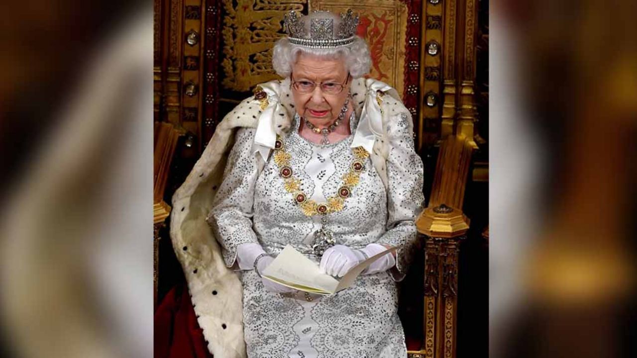 Tormento de esta princesa habría hecho que Isabel II aceptara renuncia de Harry