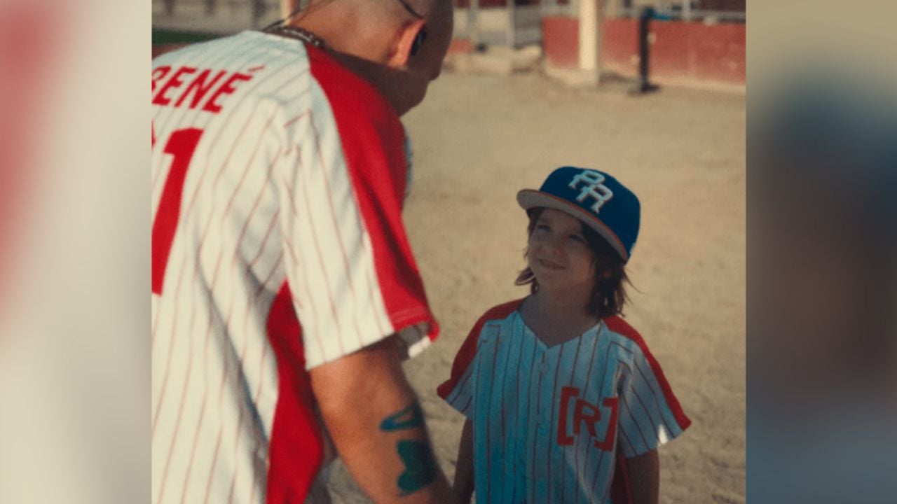 Residente muestra su lado más íntimo al presentar por primera vez a su hijo
