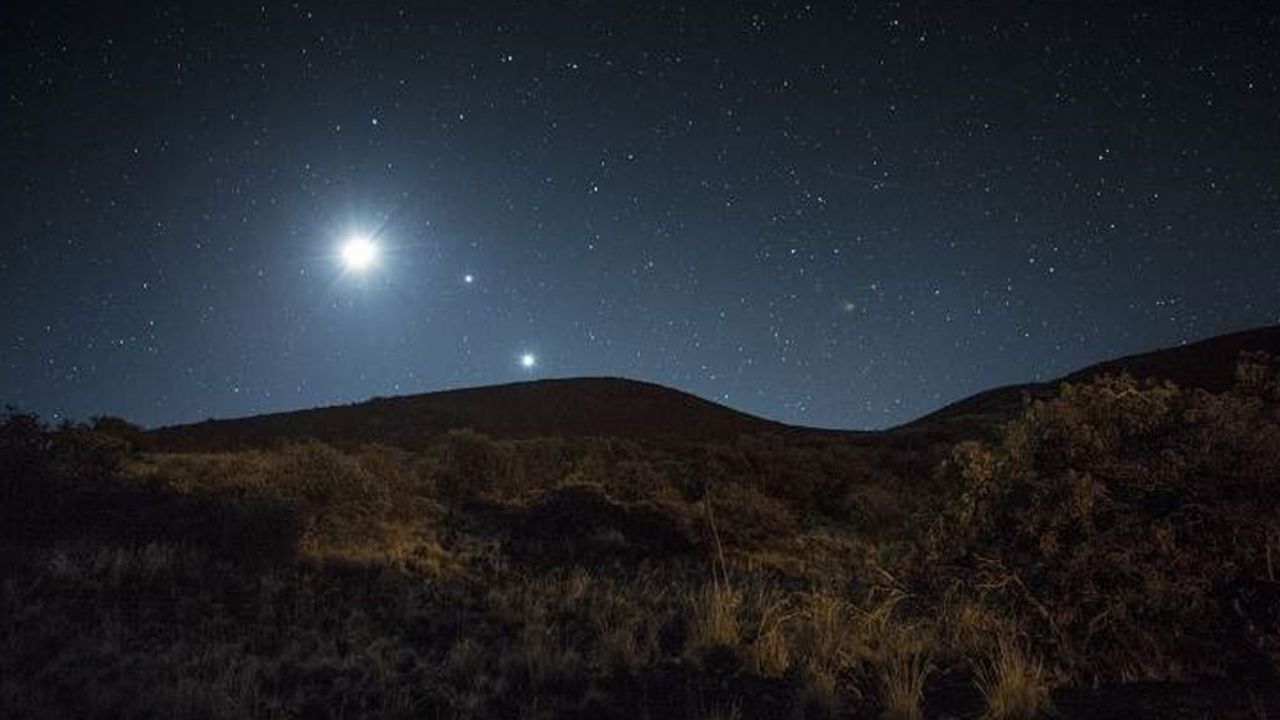 ¿Quieres conseguir pareja? Este ritual del beso de Venus y la Luna te ayudará