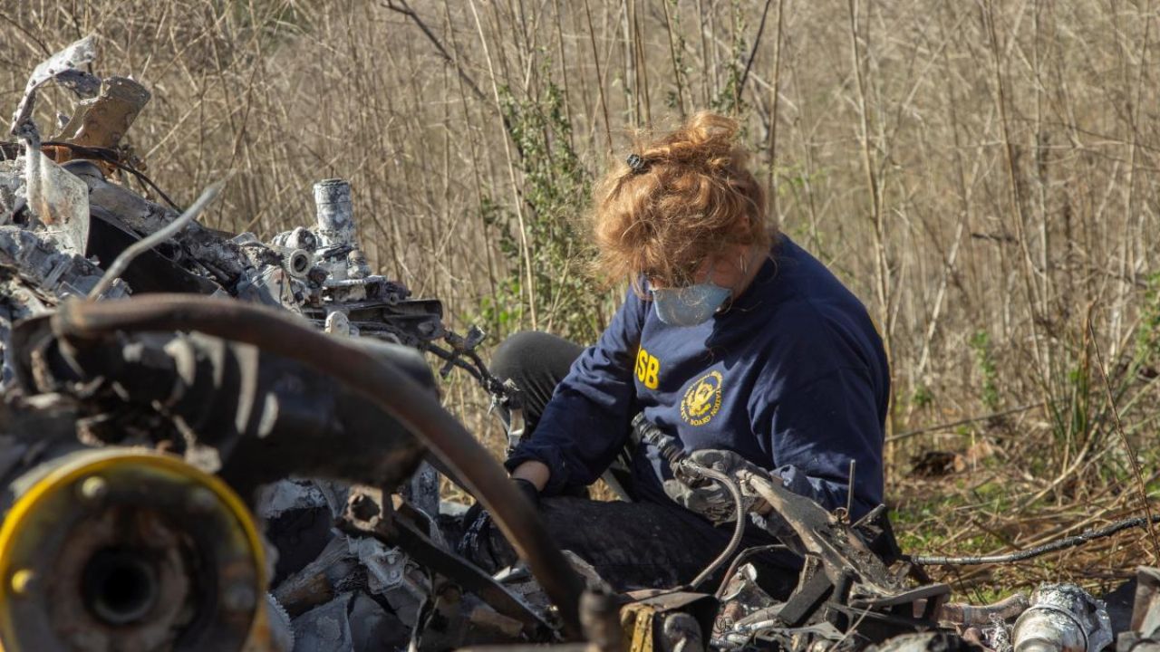 Kobe Bryant: LAPD investiga a policías que compartieron fotos del accidente