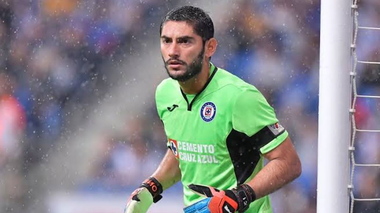 Internautas se burlan de Jesús Corona por su error ante el Toluca