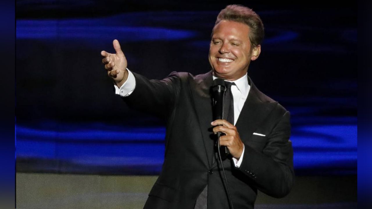 ¿A dónde fue su fortuna? Captan a Luis Miguel mientras viaja en el metro
