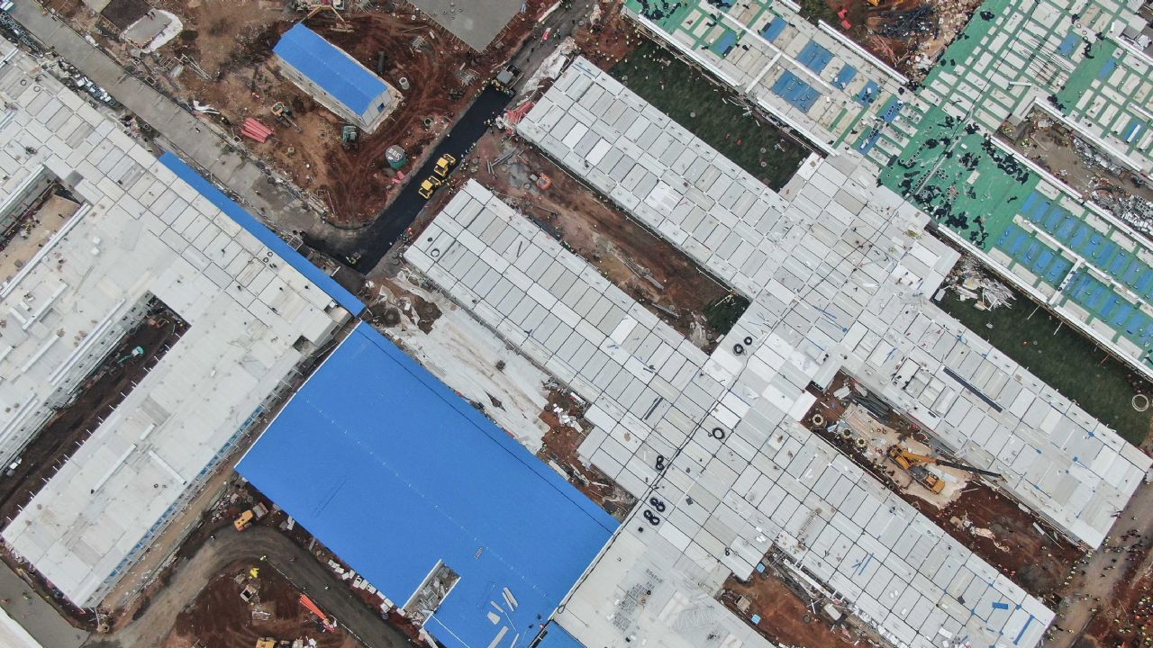 China da la batalla al coronavirus: Concluyen hospital en 10 días