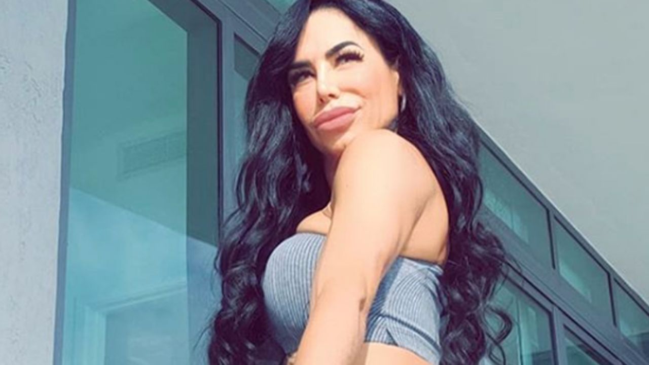VIDEO: A sus 42 años, Lis Vega exhibe sus curvas en ropa interior de encaje