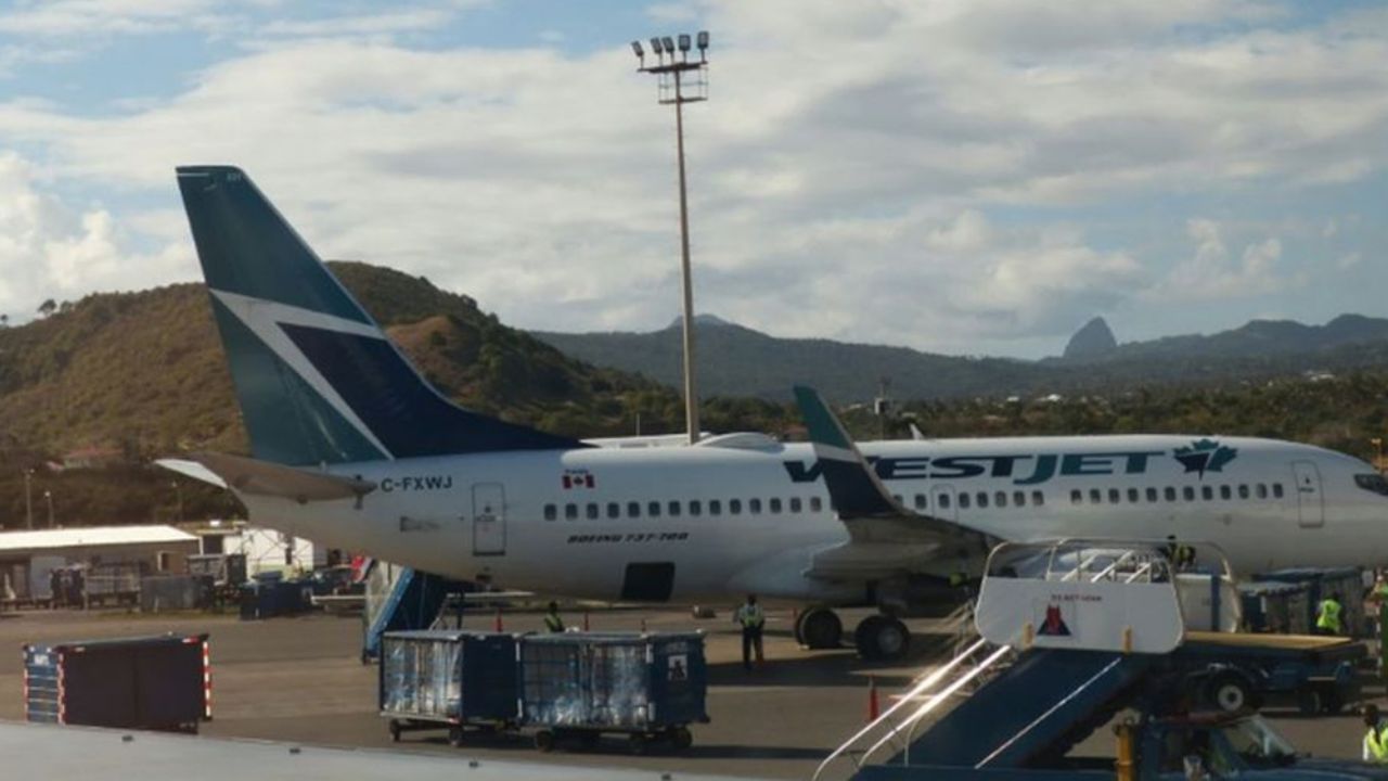 Hombre hace que un avión se regrese al bromear con que tenía coronavirus