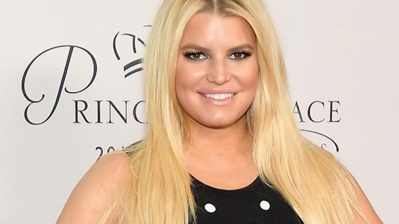 Jessica Simpson cuenta su ‘aventura’ con Johnny Knoxville cuando estaba casada