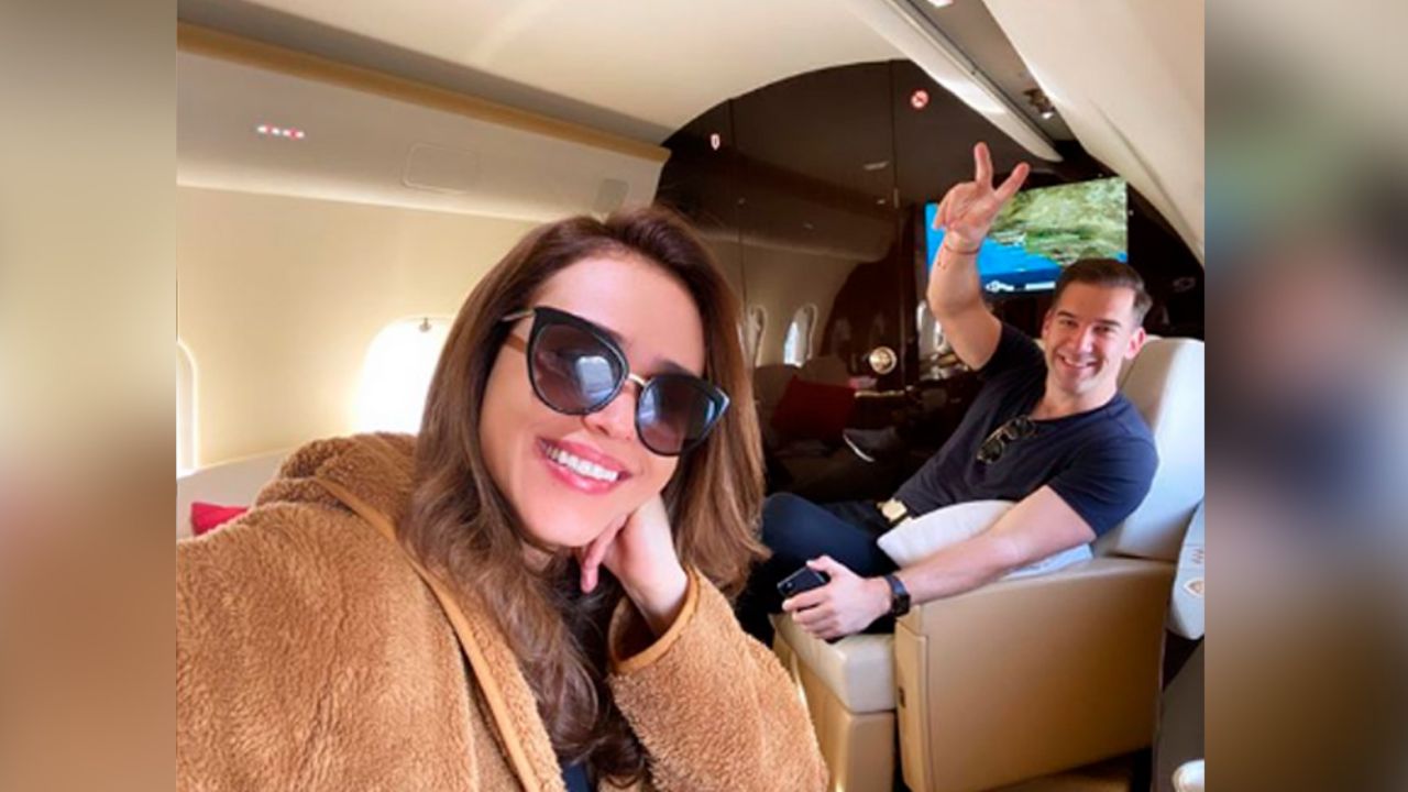 ¡Cuánto lujo! En ceñidos leggings, Yanet García presume viaje en vuelo privado