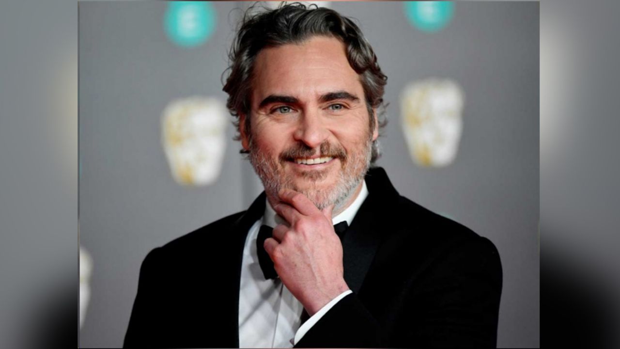 Tras éxito como ‘Joker’, Joaquin Phoenix podría darle vida al ‘Capitán Garfio’