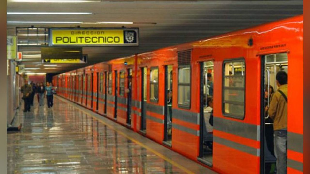 Mujer es detenida por tocar partes nobles de un joven en el Metro