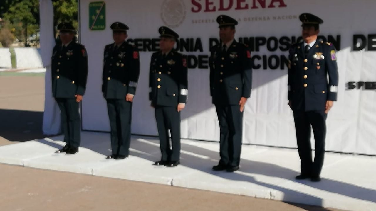 Sedena entrega condecoraciones a personal de la Cuarta Zona Militar