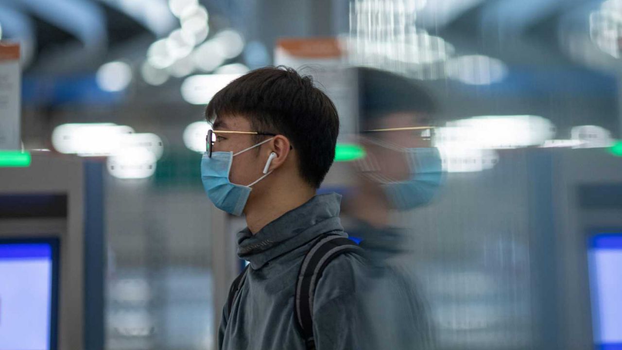 Desmienten muerte del médico que alertó sobre el coronavirus