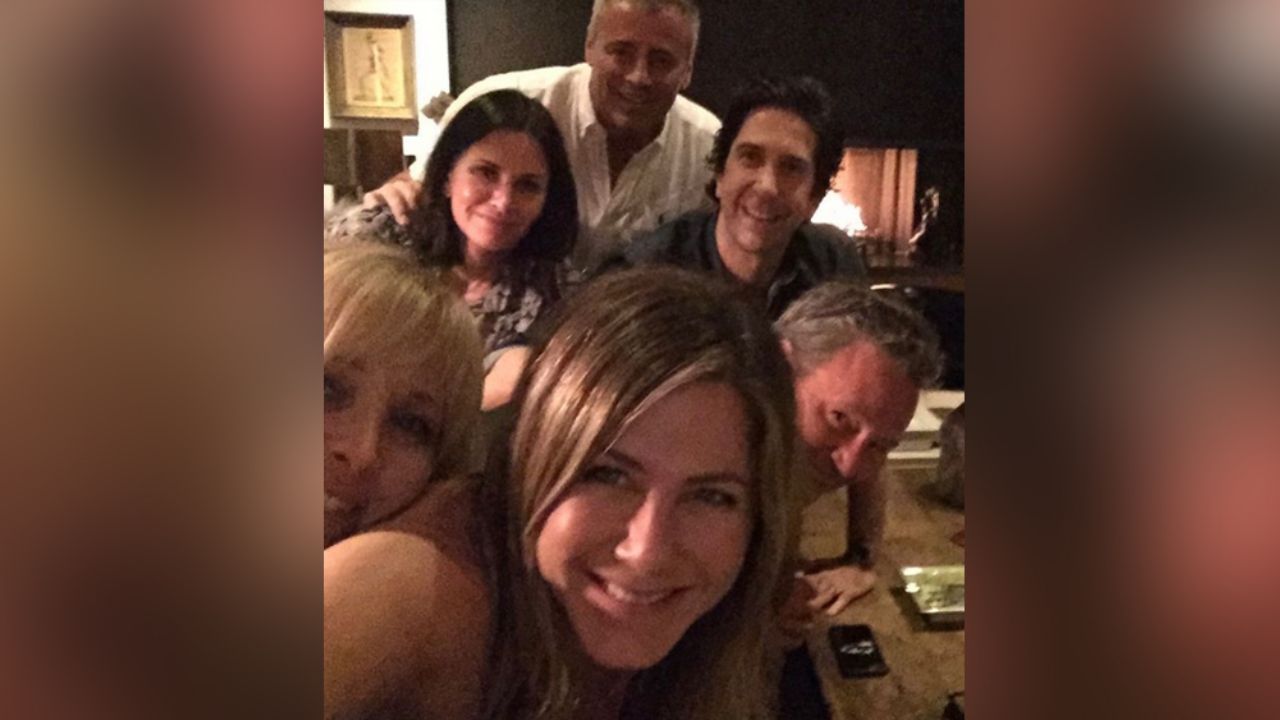 El elenco está completo: Matthew Perry reúne a todo ‘Friends’ en Instagram