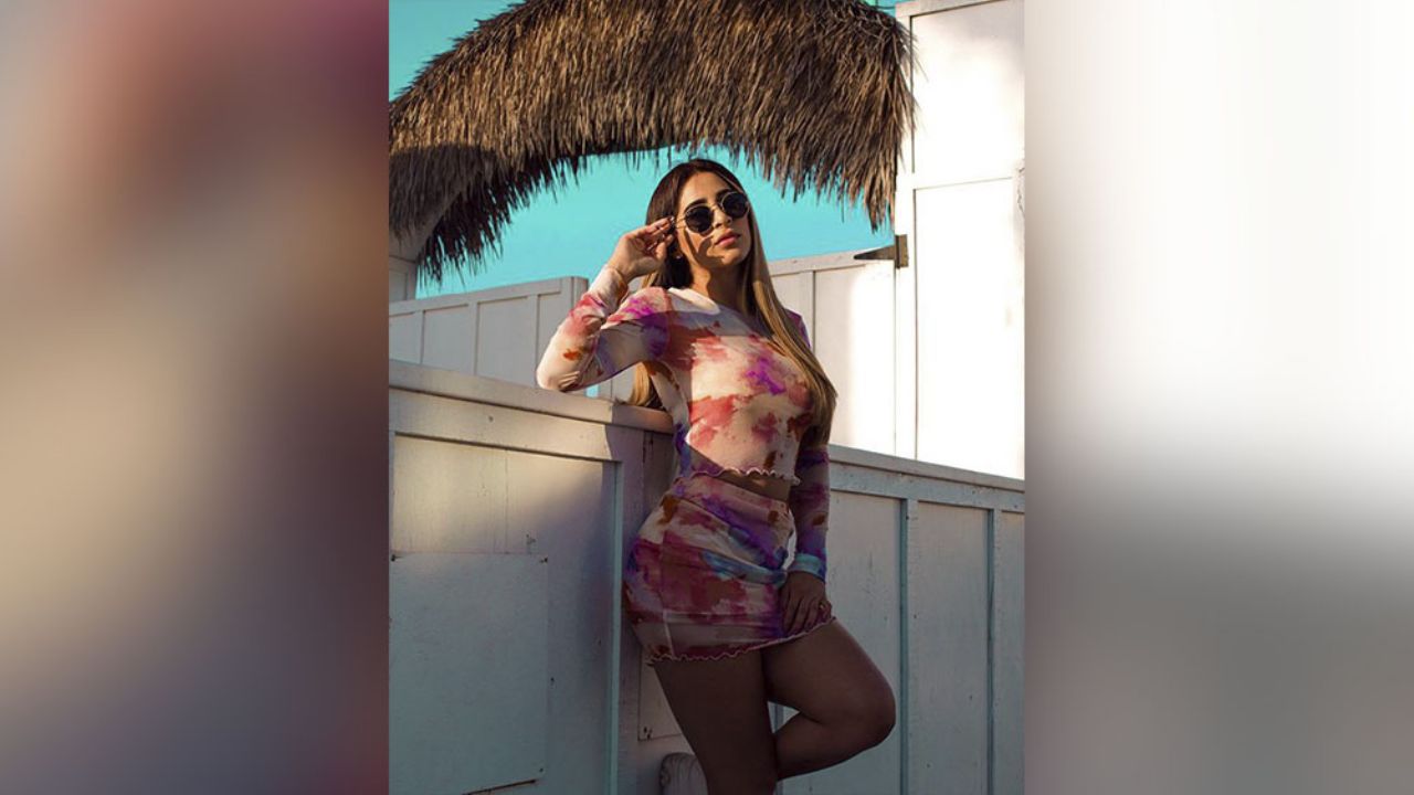 Kim Shantal desata bajas pasiones al exhibirse sin sostén y leggings