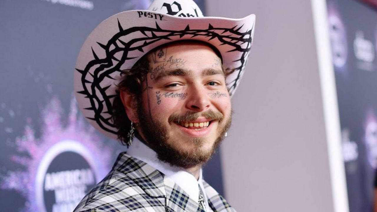‘Una raya más al tigre’: Post Malone presume su nuevo tatuaje en la cara