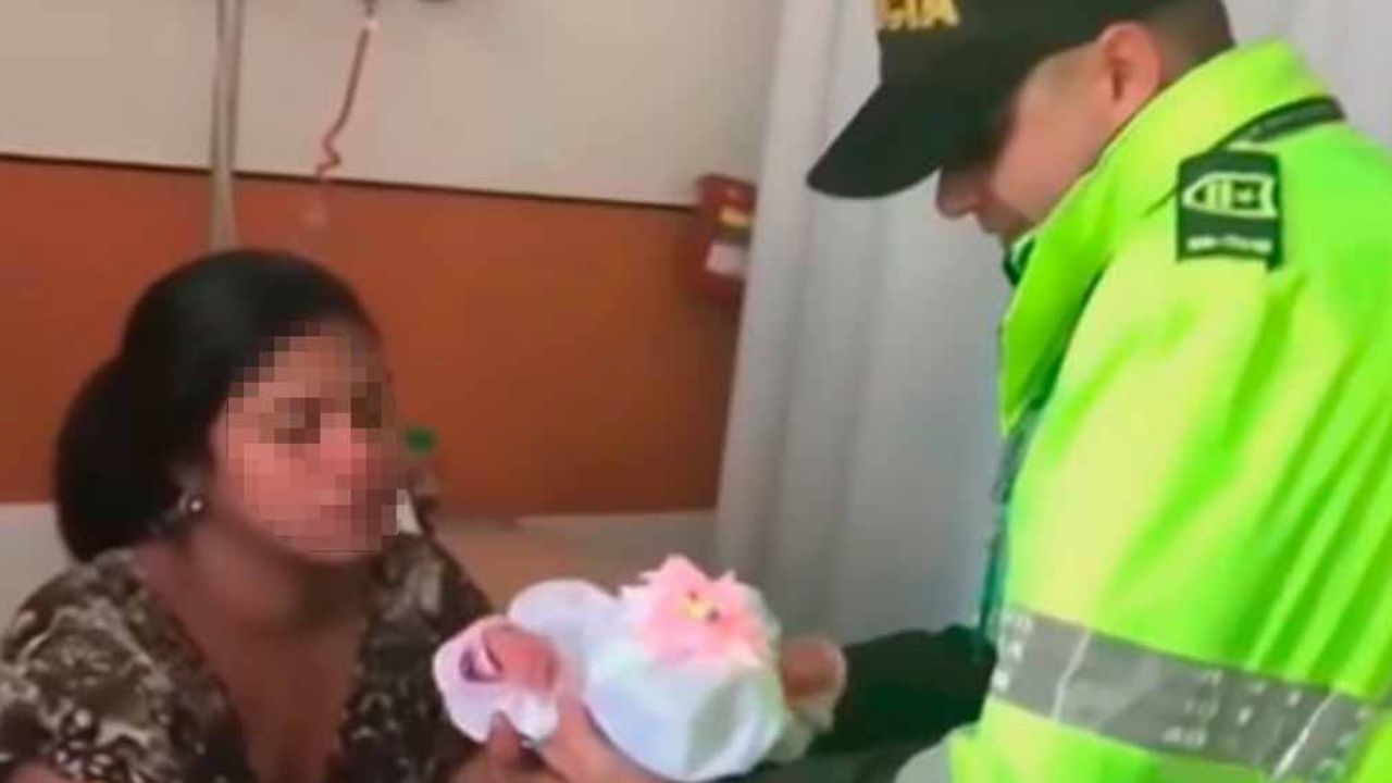 VIDEO: Mujer simula ser enfermera y oculta a bebé en chaqueta para raptarlo