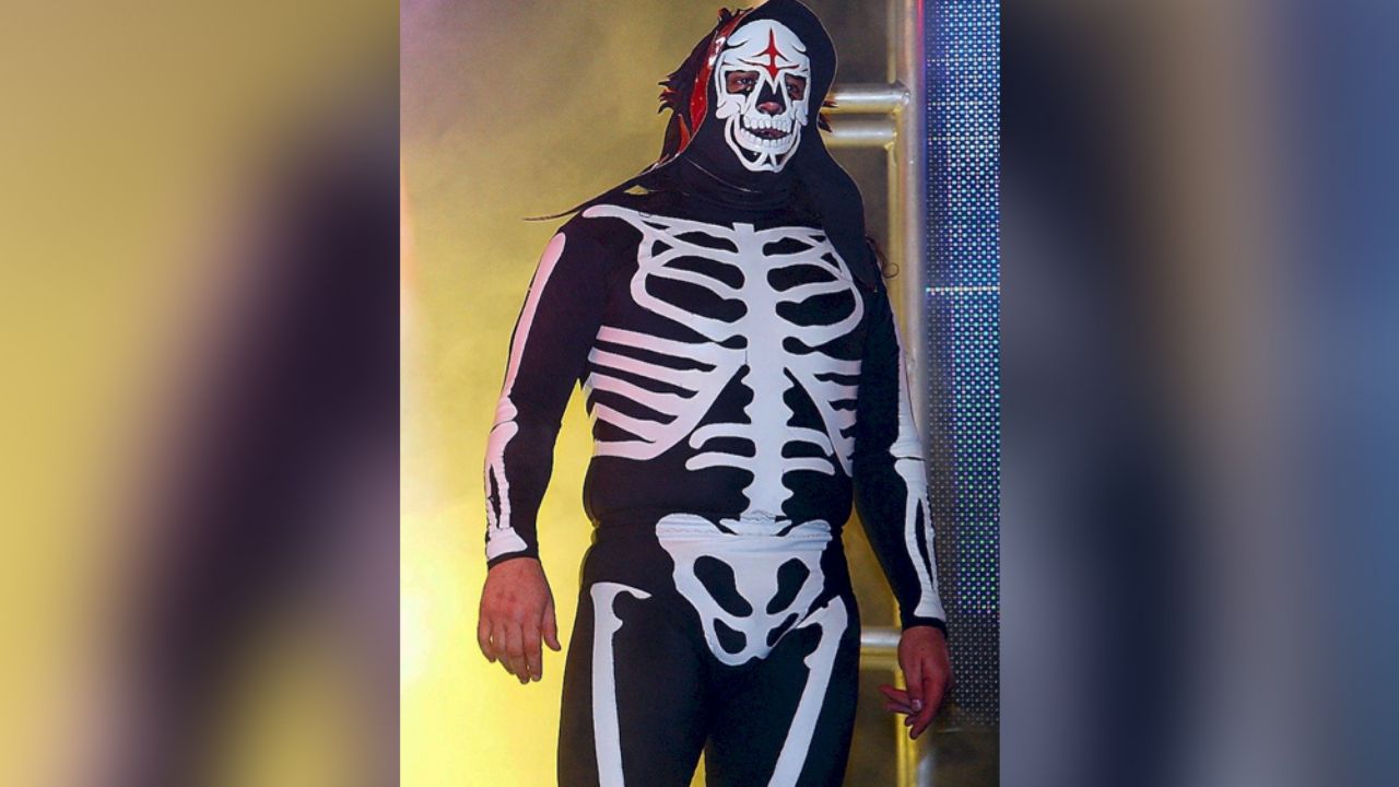 “No alcancé a despedirme”: Hijo de La Parka habla de la muerte de su padre