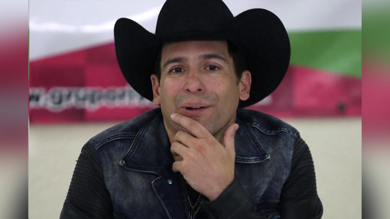 Bobby Pulido dedicaría ‘Desvelado’ a Selena por estar enamorado de ella