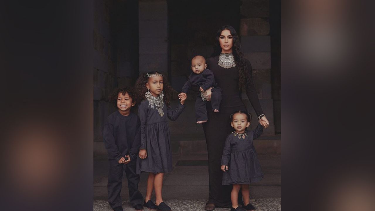 Kim Kardashian está convencida que Psalm es la reencarnación de su padre