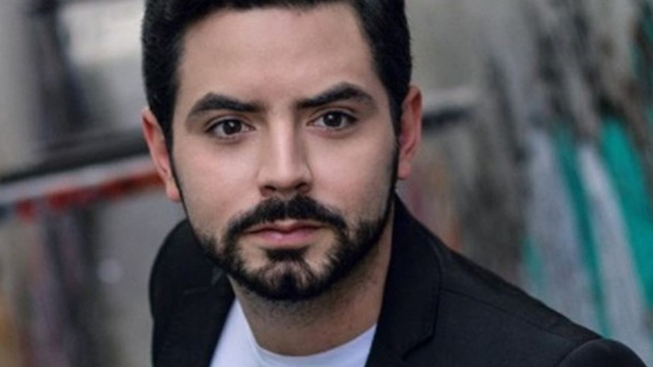 “Es mi consentido”: Conductor se le insinúa a José Eduardo Derbez en vivo