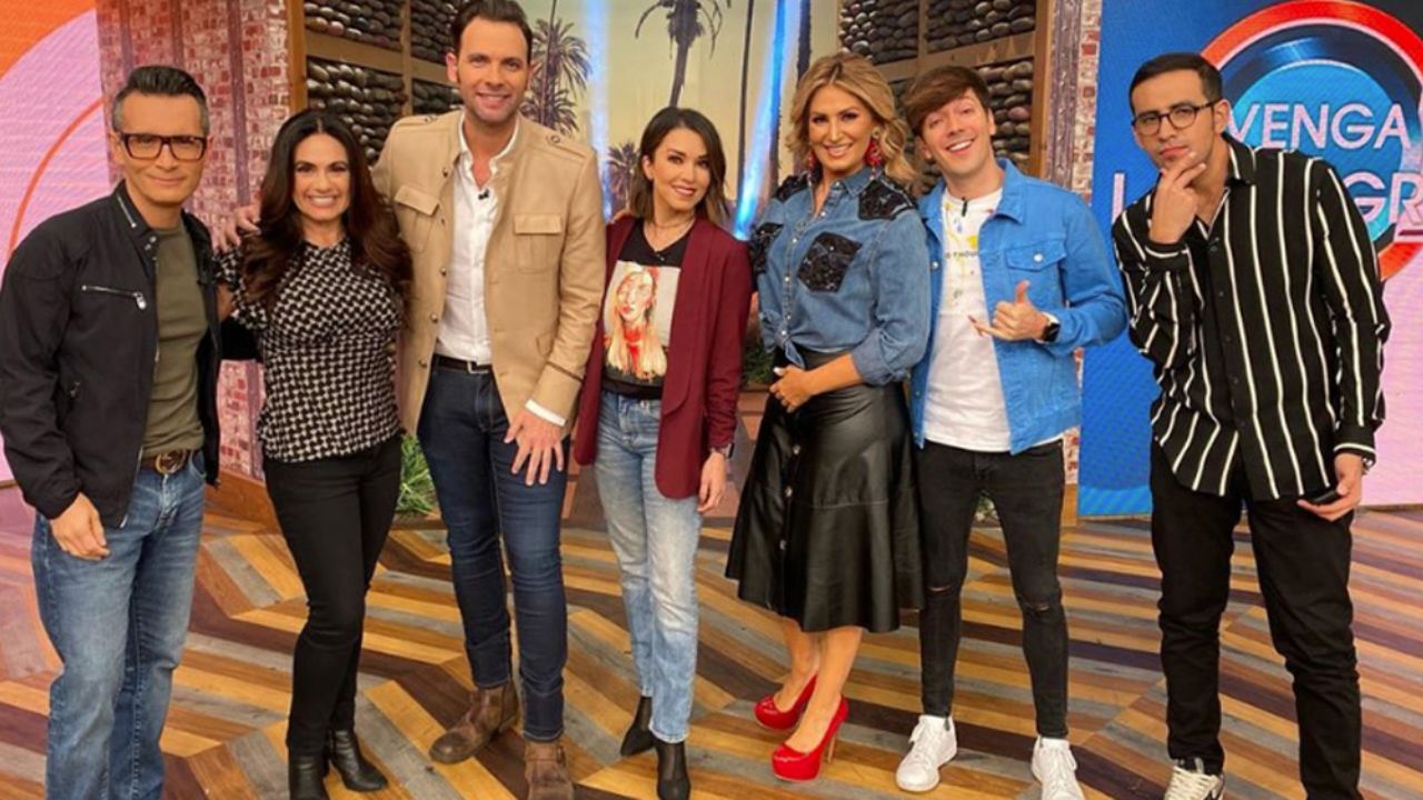 ¿Aires de diva? Exhiben a conductores de ‘VLA’ por ‘hacer el feo’ a compañeros