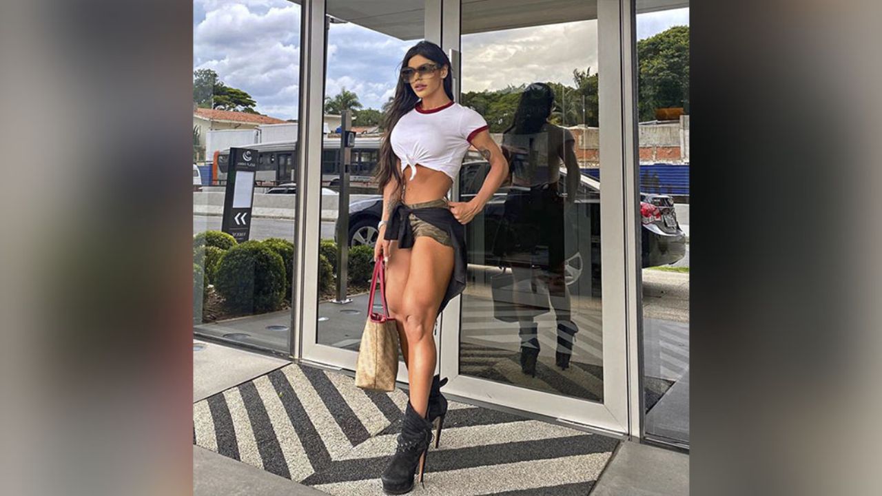 Arriba de la cama y con poca ropa, Suzy Cortez deja sin aliento a fanáticos