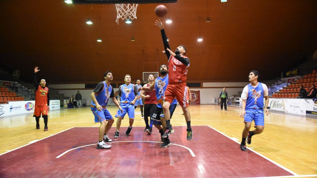 Indios de Agropecuaria sale con la victoria en el basquetbol de Navojoa