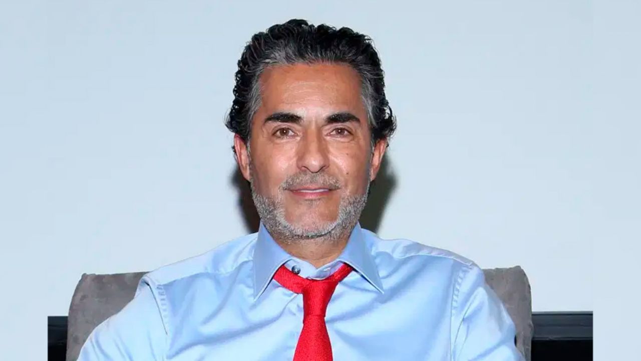 “Te amo mi chula”: Tras divorcio, ‘El Negro’ presume a la mujer que ocupa su corazón