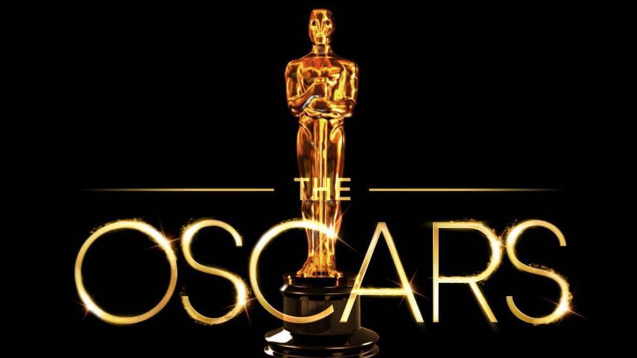 Keanu Reeves sorprende al asistir a los premios Oscar con su madre