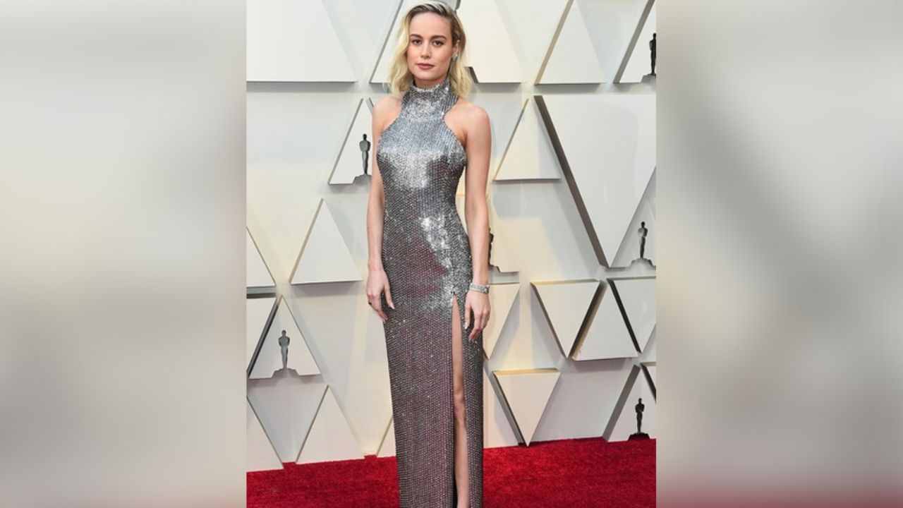 FOTOS: Los pies de Brie Larson se roban la atención en alfombra roja de los Oscar
