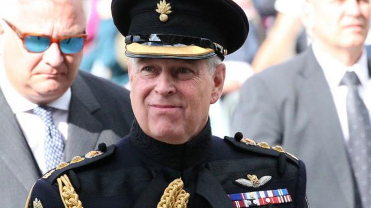 Reino Unido se niega a ondear bandera en honor al cumpleaños de Andrés