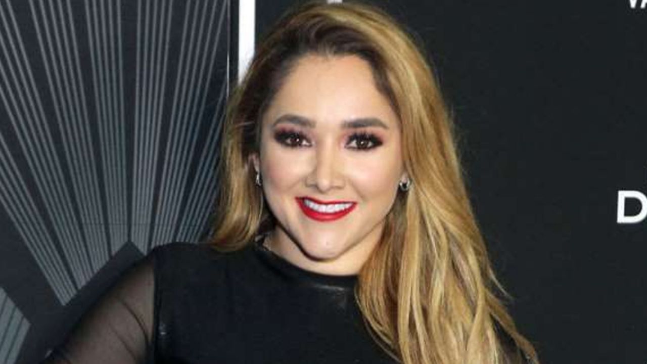 Sherlyn, blanco de nuevas críticas: “Debiste embarazarte naturalmente”