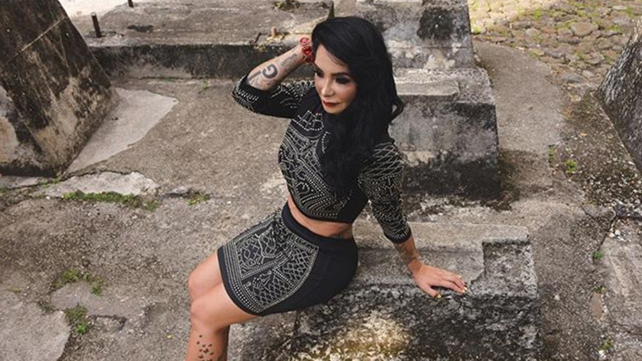 ¡Mucha piel! ‘Wanders Lover’ muestra en Instagram su más íntimo tatuaje