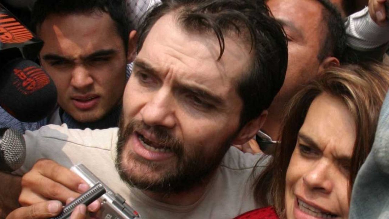 Rosario Robles deberá pagar 400mdp a un Carlos Ahumada libre de delito