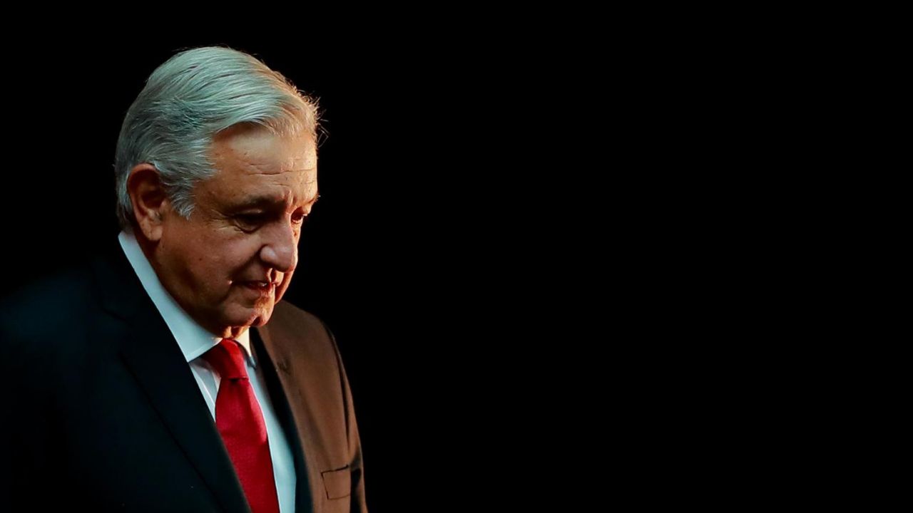 AMLO, rebautizado como #ElCacas por las ‘benditas’ redes sociales