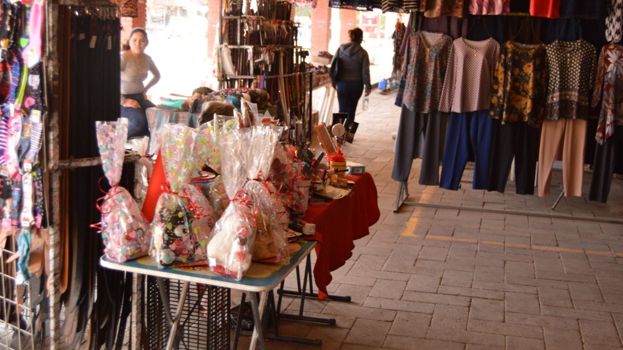 Los comerciantes de Navojoa se alistan para la vendimia del 14 de febrero