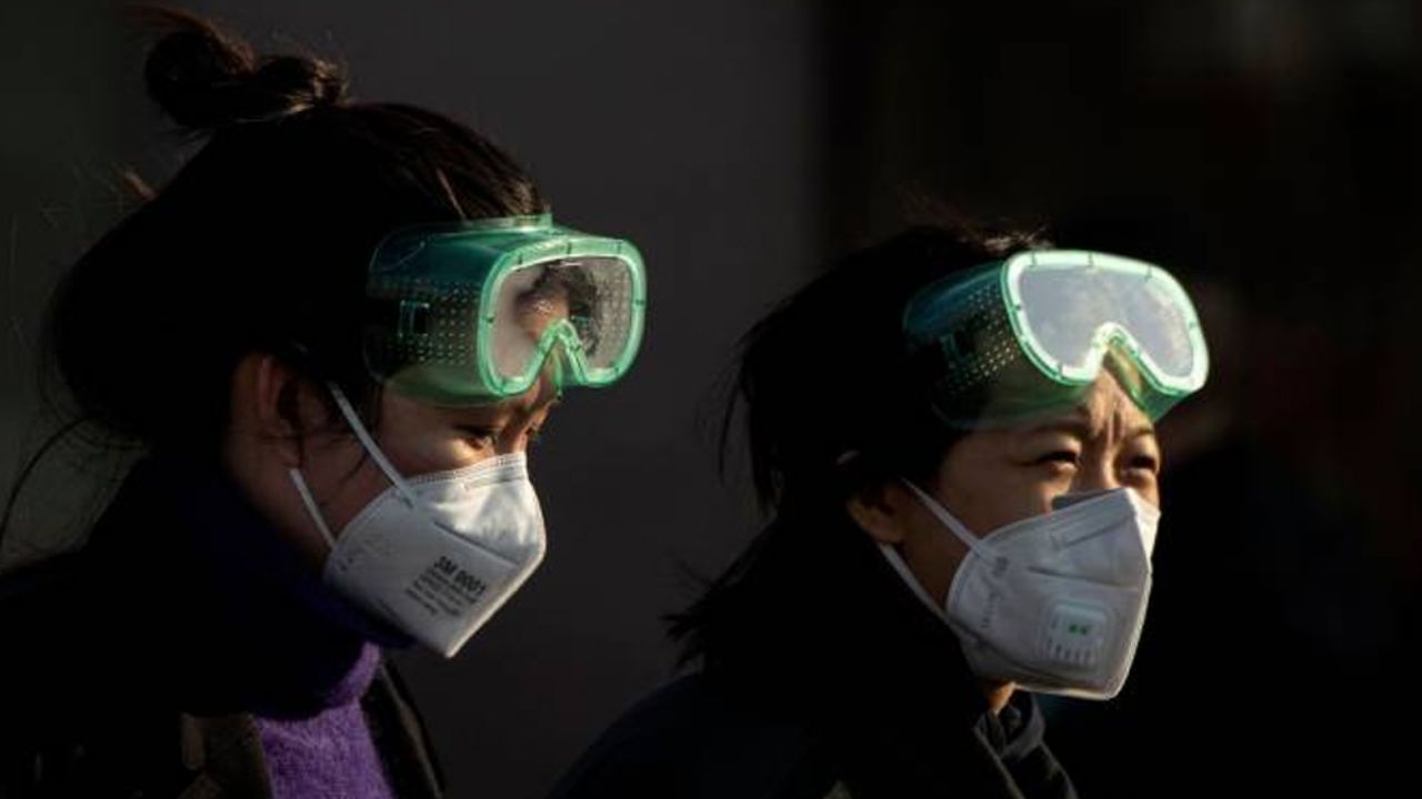 China: Muertes por coronavirus aumentan hasta los mil 100 casos