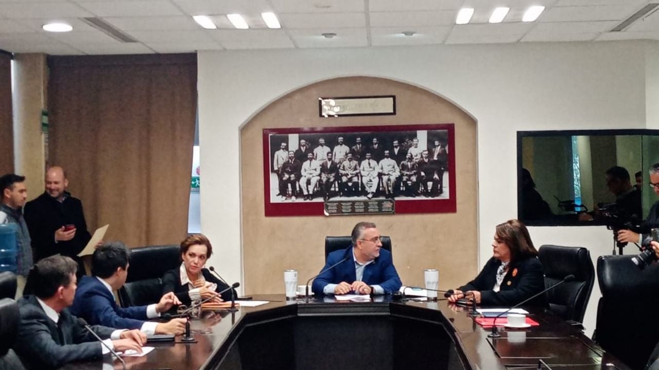 Comisión de Gobernación sólo dictamina denuncias