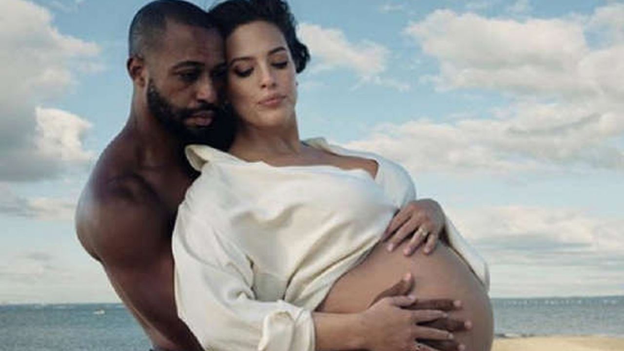 Sin miedos: Ashley Graham muestra como quedó su cuerpo tras el parto