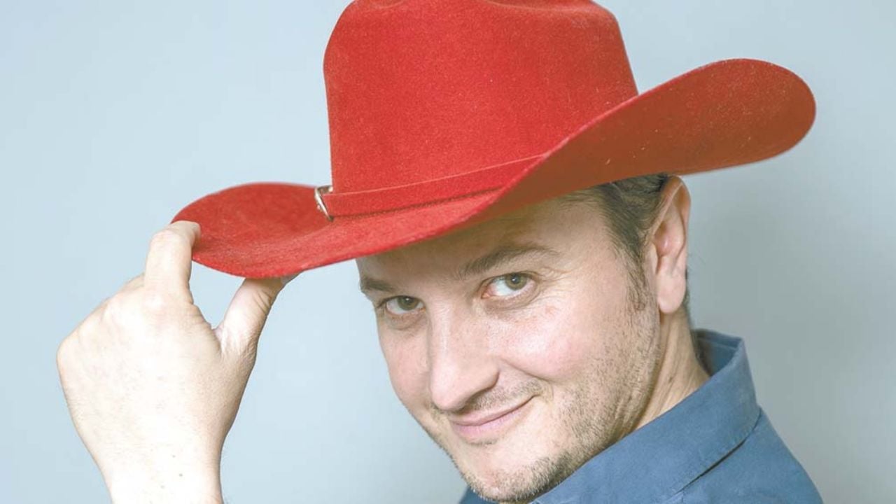 ¡Vaya lío! Exalumno de ‘La Academia’ gana demanda a ‘Enamorándonos’